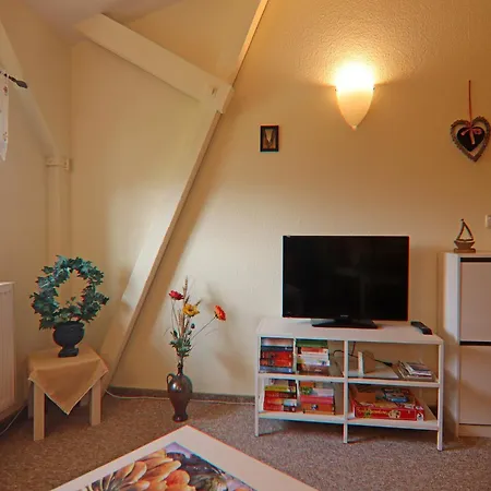 Inviting In With Communal Garden Apartment