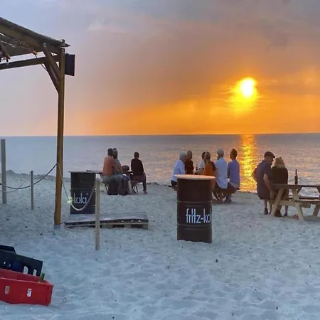 Apartment Inviting In With Communal Garden