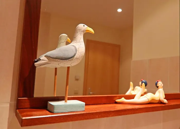 Inviting In With Communal Garden Appartement